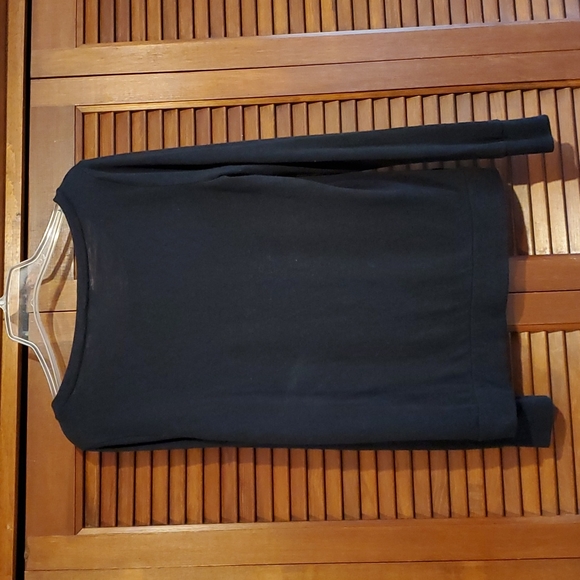 Victoria's Secret long sleeve love logo shirt - Picture 2 of 7